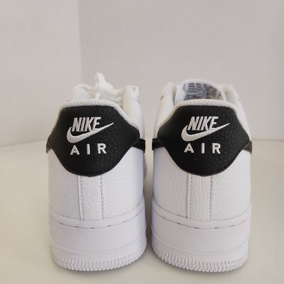 NIKE Men\'s Low-Top Sneakers Basketball Shoe, White Black Dark, 11.5 main image 7